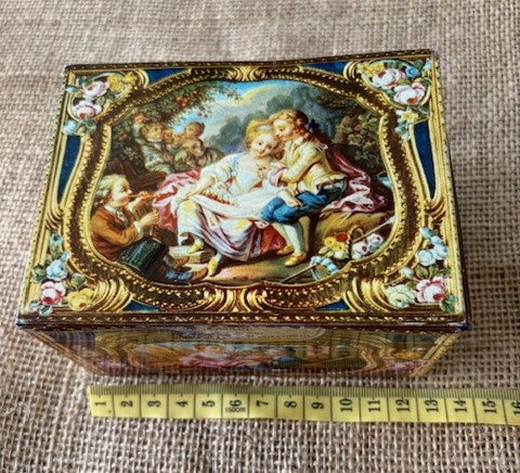 Vintage Kemps Biscuit Tin V&A Museum design - one available