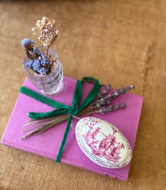 Vintage Styling Vignette Kit